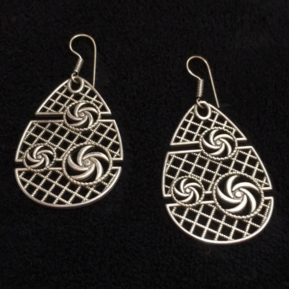 Metal dangle earrings